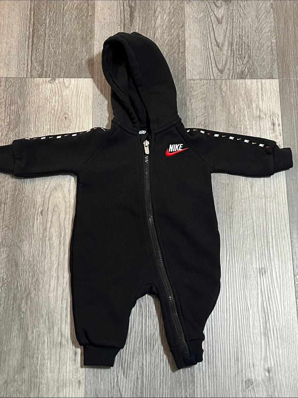 Nike baby hooded  black bodysuit  / size 3 months